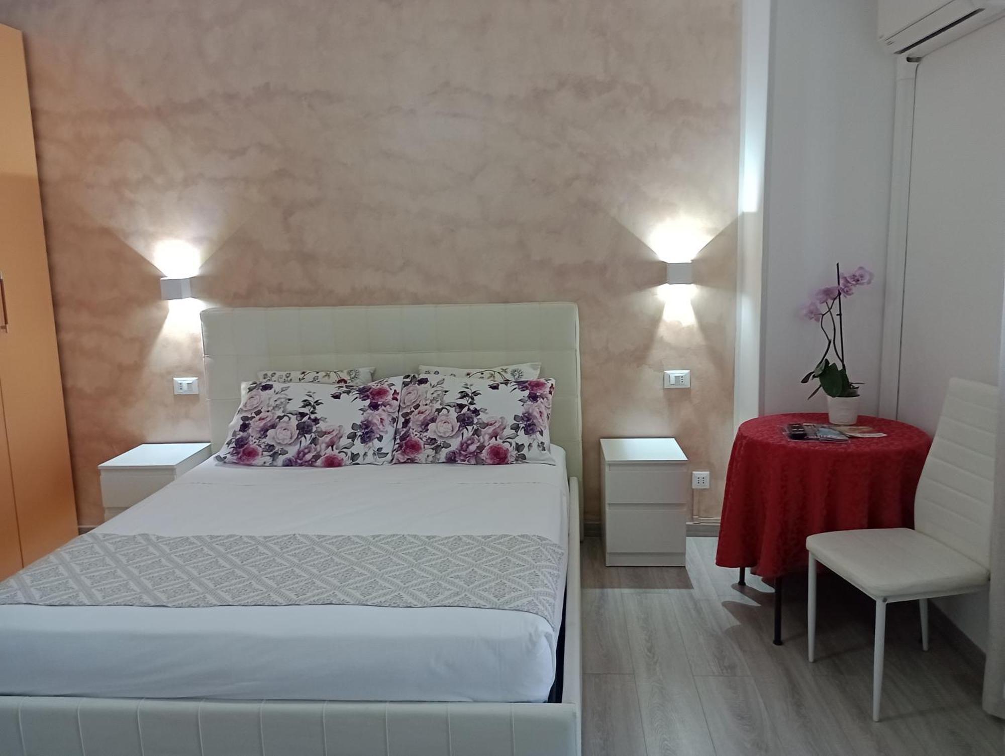 Viola Di Mare And Parking Guest house Termoli
