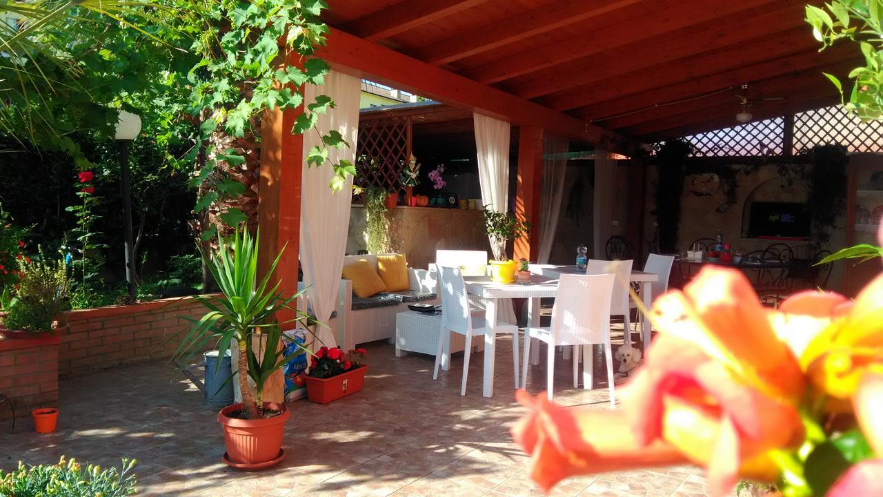 Viola Di Mare And Parking Guest house *
